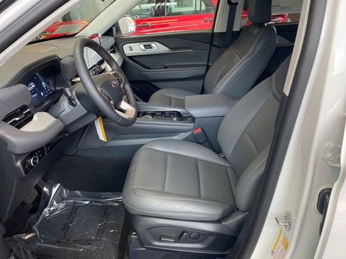 New 2026 Ford Explorer Active AWD/4WD image 10
