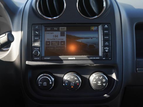 Used 2012 Jeep Compass Limited w/ Sun/Sound Group AWD/4WD image 17