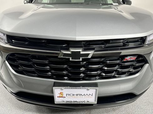 Used 2025 Chevrolet Trax RS w/ Driver Confidence Package image 25