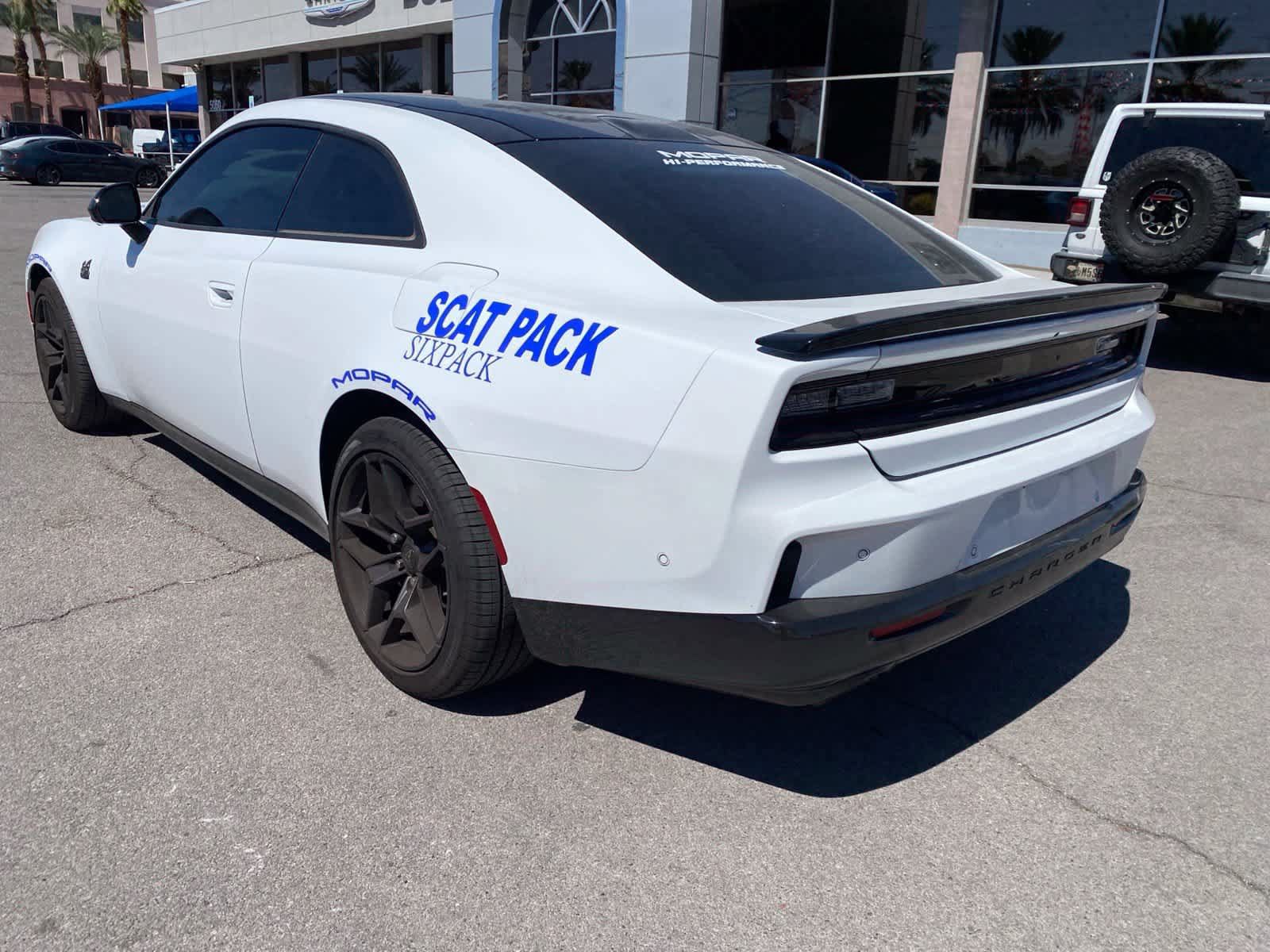 Used 2026 Dodge Charger Scat Pack AWD/4WD image 8