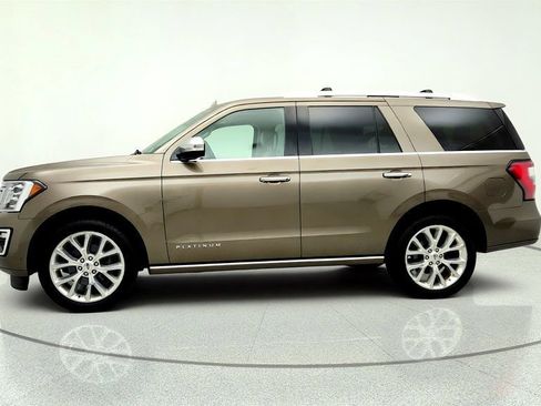 Used 2019 Ford Expedition Platinum AWD/4WD image 8