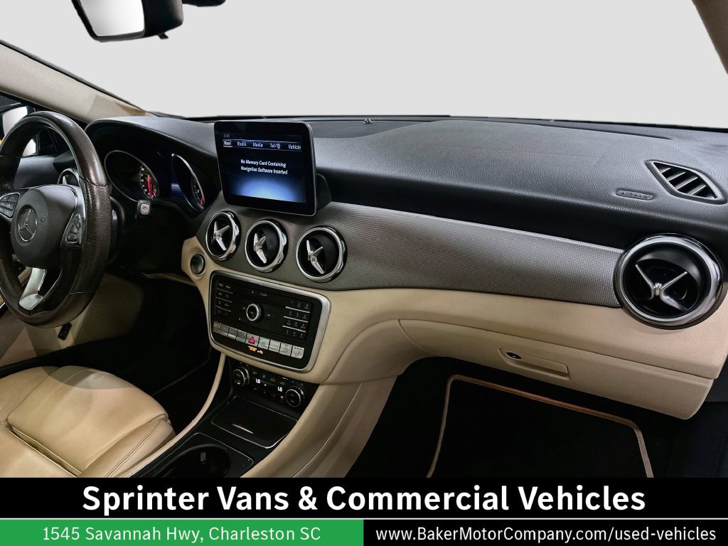 Certified 2018 Mercedes-Benz GLA 250 4MATIC image 30