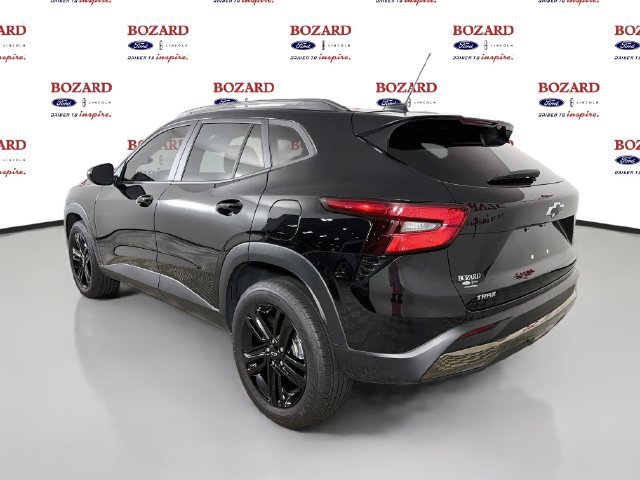 Used 2025 Chevrolet Trax ACTIV FWD image 6