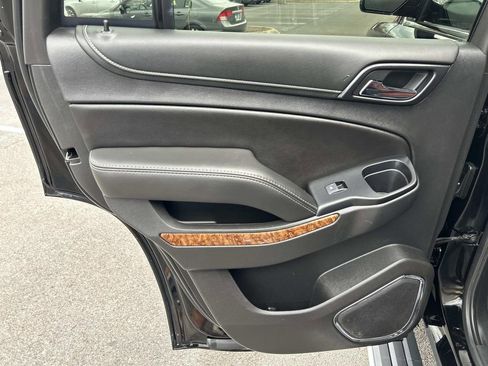 Used 2020 Chevrolet Tahoe Premier w/ Premier Plus Edition image 25