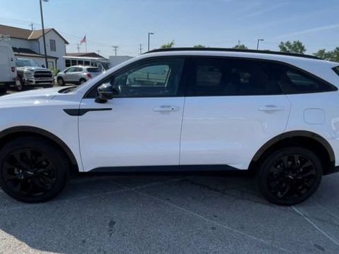 Used 2023 Kia Sorento SX AWD/4WD image 7