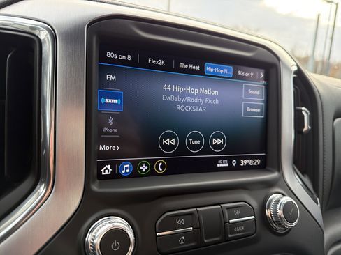 Used 2021 GMC Sierra 1500 Elevation image 19