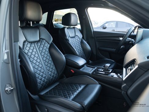 Used 2021 Audi SQ5 Premium Plus w/ Premium Plus Package AWD/4WD image 22