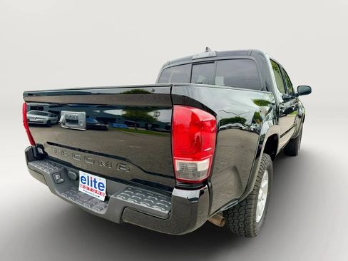 Used 2023 Toyota Tacoma SR5 w/ SR5 Appearance Package RWD image 14