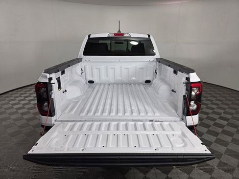 Used 2025 Ford Ranger Lariat w/ Chrome Accent Package image 5