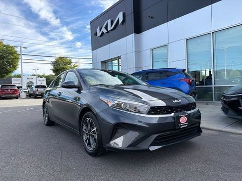 Used 2024 Kia Forte LXS w/ LXS Technology Package FWD image 1
