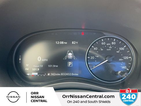 Used 2023 Nissan Kicks SR w/ SR Premium Package FWD image 20