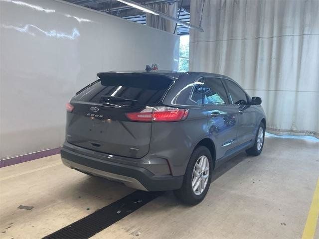 Certified 2022 Ford Edge SEL AWD/4WD image 3