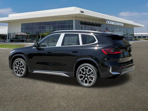 New 2026 BMW X1 xDrive28i w/ Technology Package AWD/4WD image 8