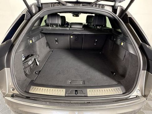 Used 2021 Land Rover Range Rover Velar R-Dynamic S image 28