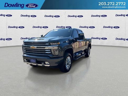 Used 2020 Chevrolet Silverado 3500 High Country w/ Z71 Off-Road Package AWD/4WD image 4