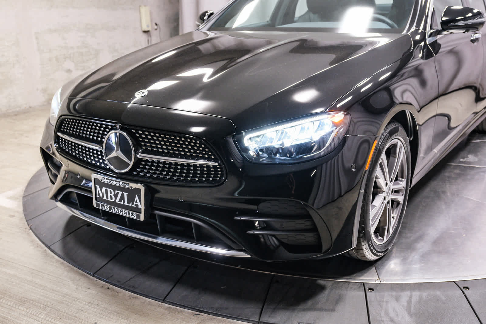 Certified 2023 Mercedes-Benz E 350 4MATIC Sedan image 10