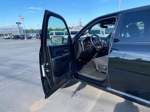 Used 2024 RAM 1500 Warlock AWD/4WD image 10