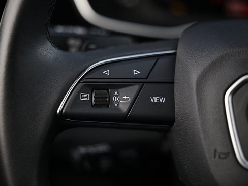 Certified 2025 Audi Q3 2.0T Premium w/ Convenience Package image 33