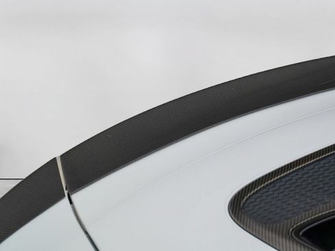 Used 2020 Audi R8 V10 w/ Carbon Exterior Package AWD/4WD image 6