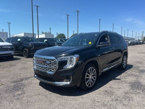 Used 2023 GMC Terrain Denali AWD/4WD image 7