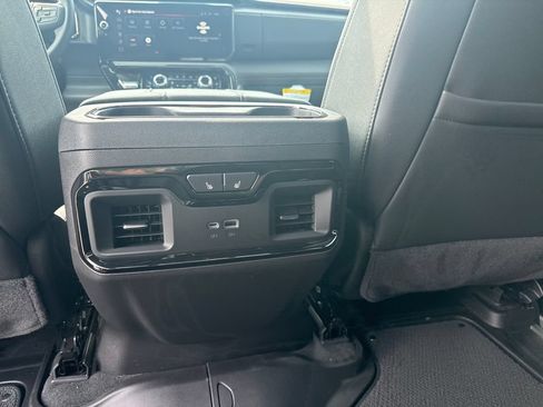 Used 2026 GMC Sierra 1500 AT4 w/ AT4 Premium Package AWD/4WD image 33