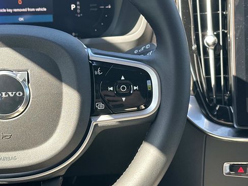 New 2026 Volvo XC90 T8 Plus w/ Protection Package Premier image 9