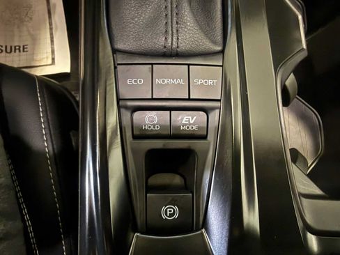 Certified 2026 Toyota Camry SE AWD/4WD image 34