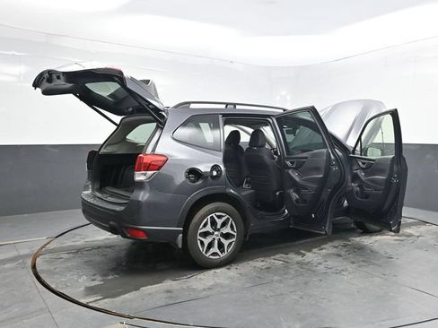 Used 2020 Subaru Forester Premium AWD/4WD image 50