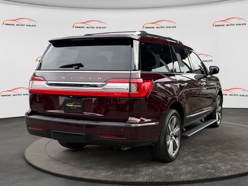 Used 2018 Lincoln Navigator Reserve w/ Technology Package AWD/4WD image 10