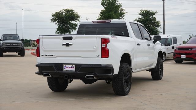 Used 2026 Chevrolet Silverado 1500 LT Trail Boss w/ LPO, Dark Essentials Package AWD/4WD image 9