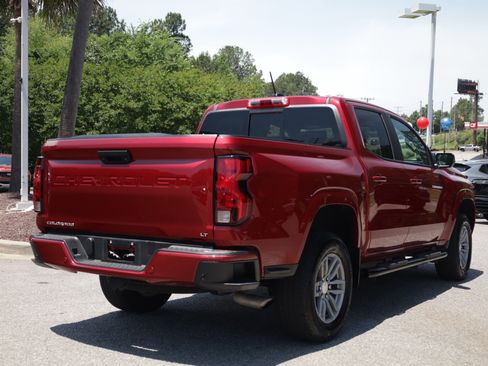 Used 2024 Chevrolet Colorado LT w/ LT Convenience Package RWD image 5