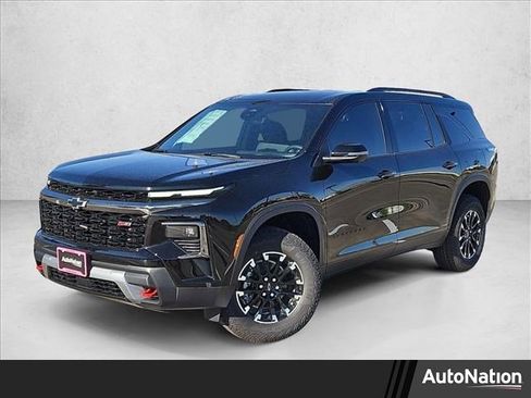New 2026 Chevrolet Traverse Z71 w/ Driver Confidence Package AWD/4WD image 1