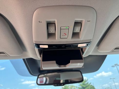 Certified 2025 Nissan Murano SL AWD/4WD image 39