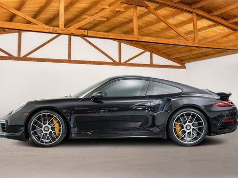 Used 2019 Porsche 911 Turbo S image 2