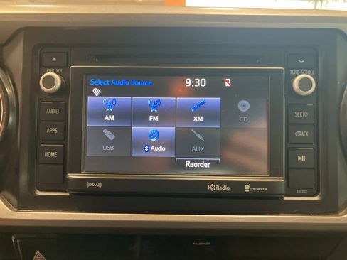 Used 2017 Toyota Tacoma SR5 image 18