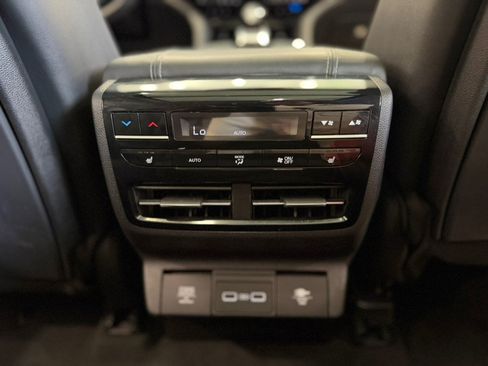 Used 2023 Acura MDX SH-AWD w/ Advance Package image 25