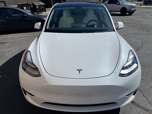 Used 2021 Tesla Model Y Long Range AWD/4WD image 19