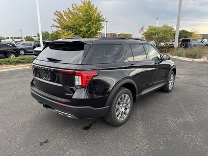 New 2025 Ford Explorer Active w/ Active Comfort Package