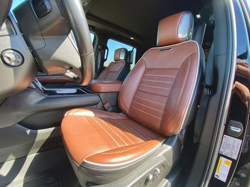 Used 2023 GMC Yukon Denali Ultimate AWD/4WD image 20