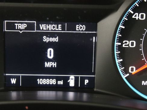 Used 2018 Chevrolet Equinox LT image 31