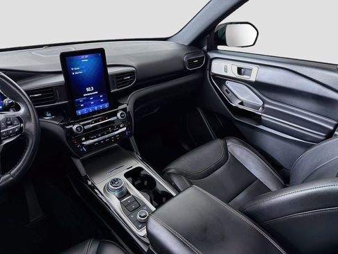 Used 2021 Ford Explorer ST w/ Equipment Group 401A AWD/4WD image 29