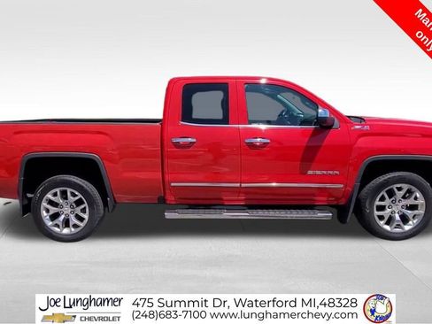 Used 2017 GMC Sierra 1500 SLT w/ SLT Premium Package AWD/4WD image 10
