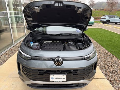 New 2026 Volkswagen Tiguan S image 9