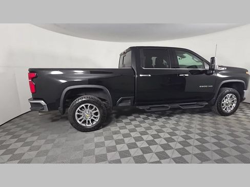 Used 2025 Chevrolet Silverado 2500 LTZ w/ LTZ Plus Package AWD/4WD image 40