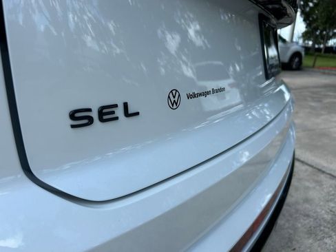 New 2026 Volkswagen Atlas Cross Sport SEL R-Line image 27