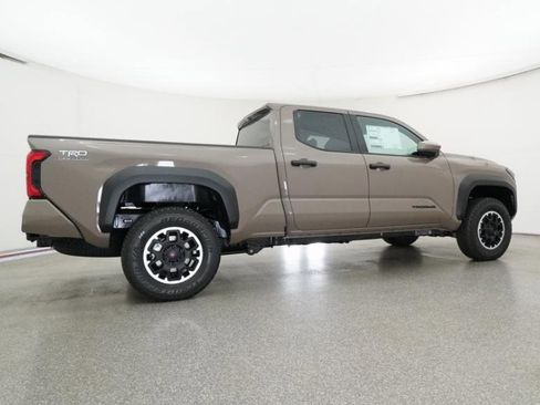 New 2026 Toyota Tacoma TRD Off-Road AWD/4WD image 17