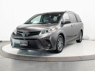 Used 2020 Toyota Sienna XLE Premium FWD video 3
