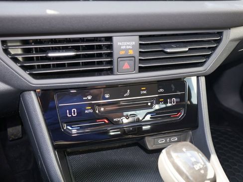 Used 2025 Volkswagen Jetta S image 20