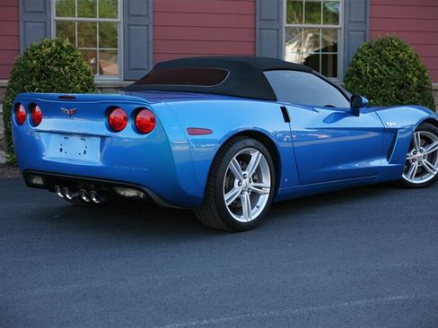 Used 2009 Chevrolet Corvette Convertible w/ Preferred Equipment Group RWD image 6