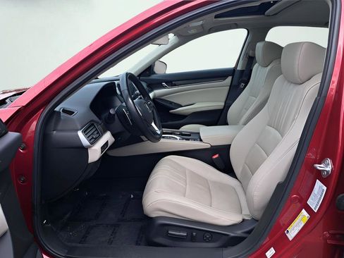 Used 2022 Honda Accord Touring image 10
